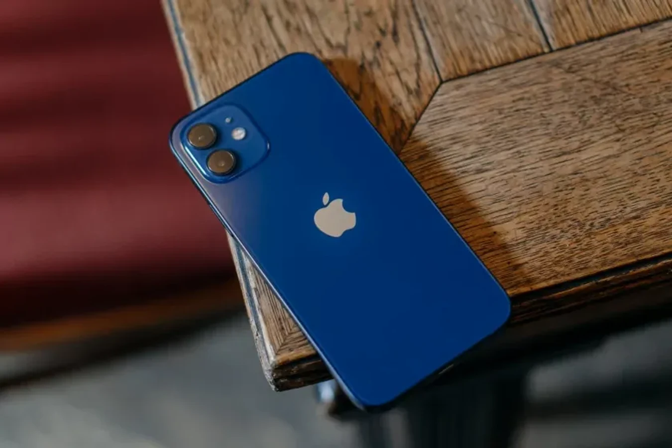 Как сохранить внешний вид iPhone 12 надолго